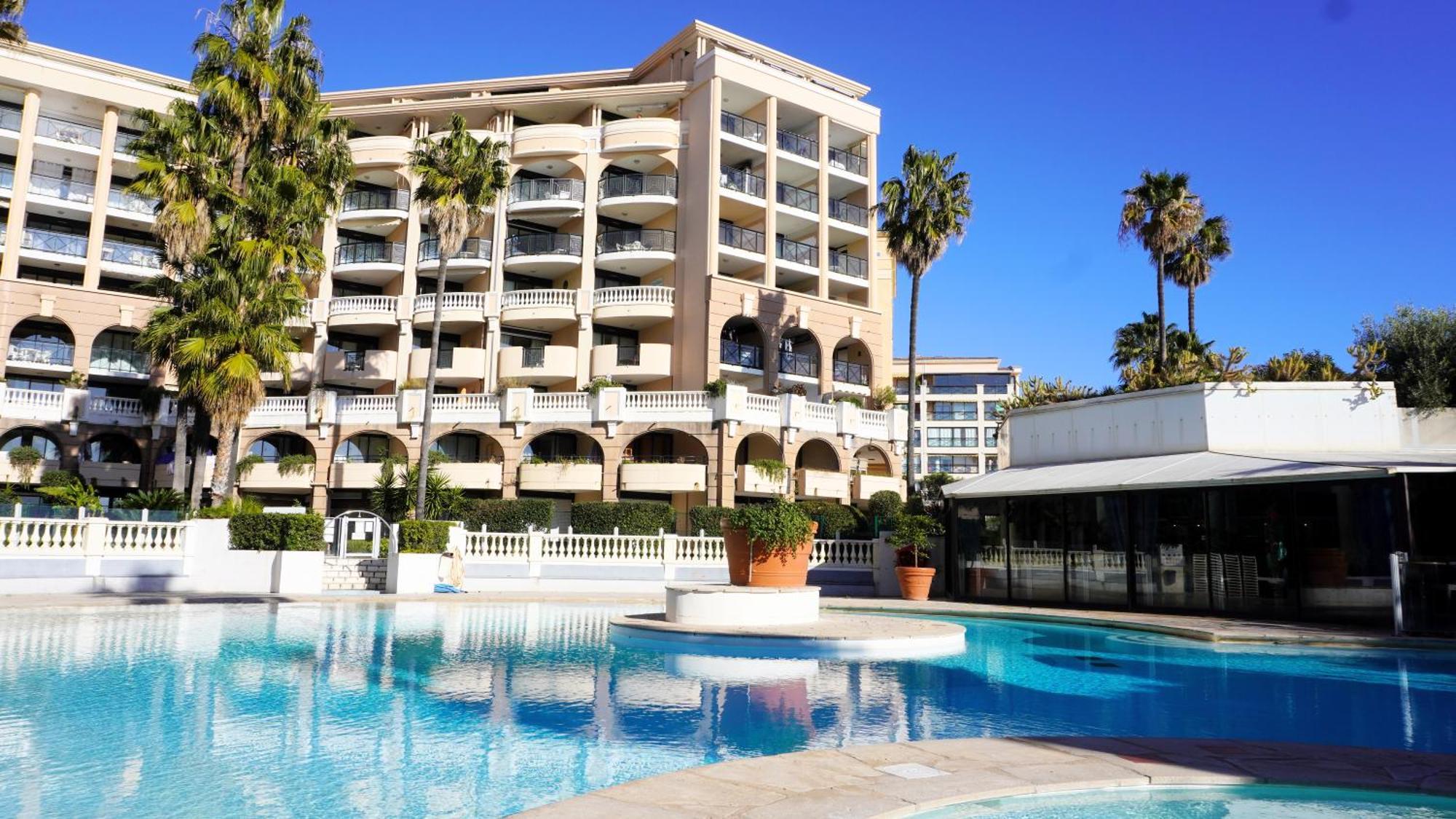 Appartement 556, Vue Mer Et Piscine By Palmazur Vacances Cannes Exteriör bild